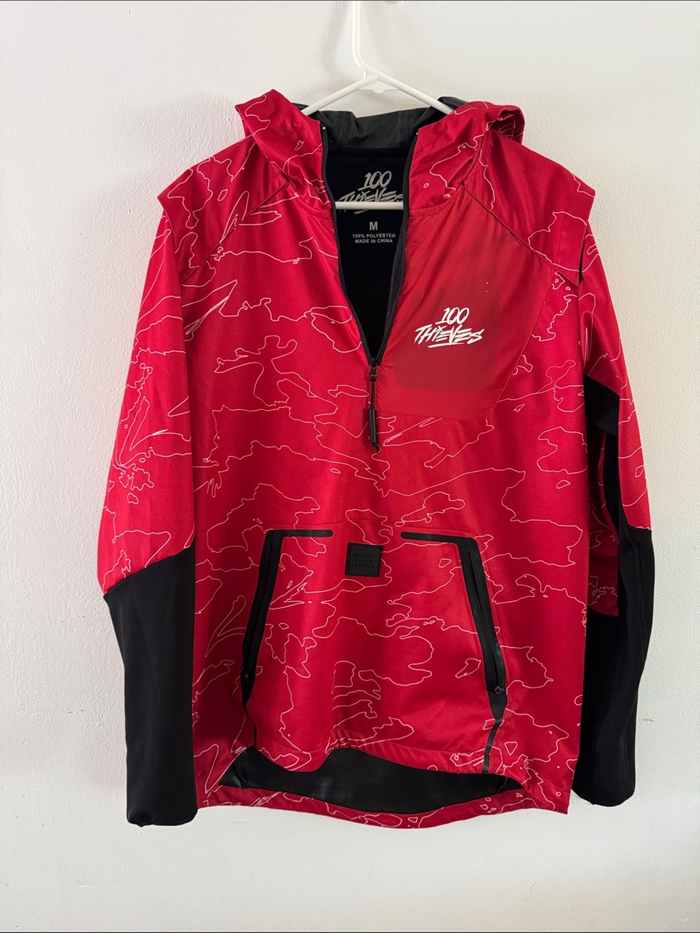 100 Thieves Geography Anorak in Red and Black Sz M